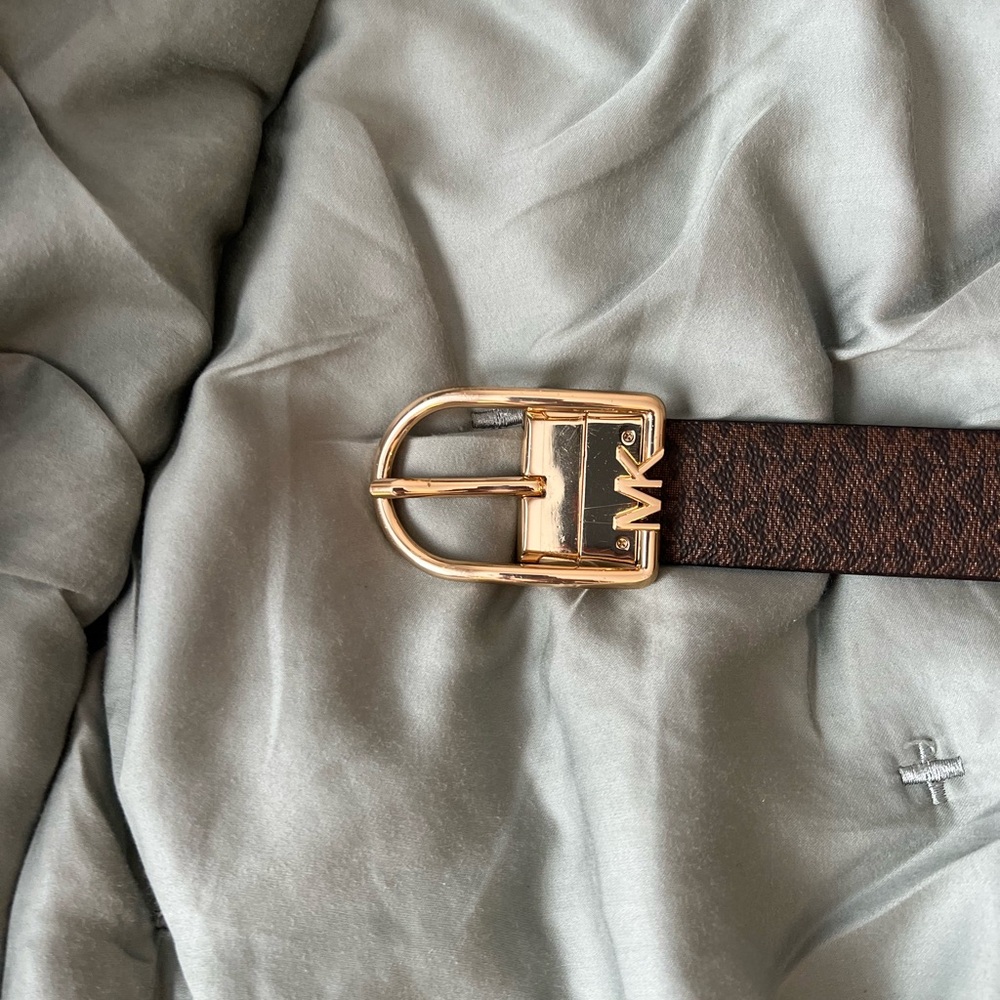 New Reversible Micheal Kors Belt
